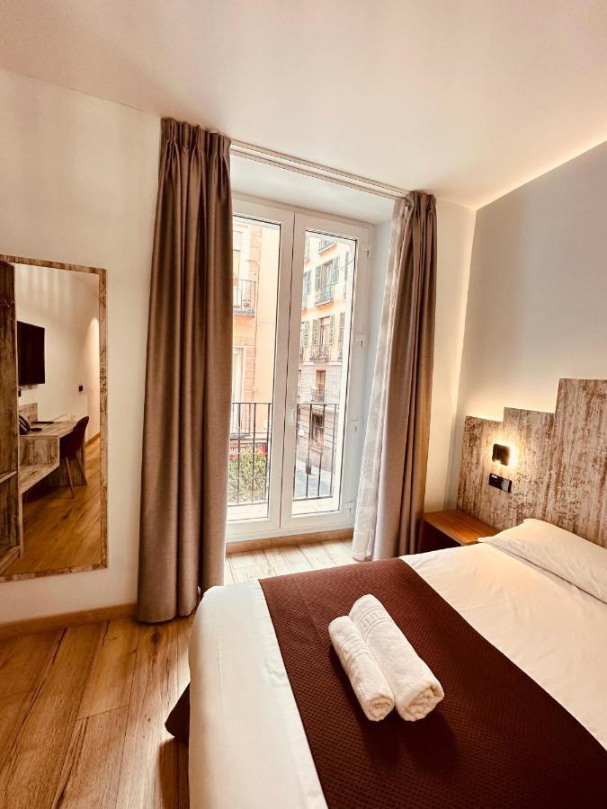 Hostal Anton Martin Madrid Eksteriør billede